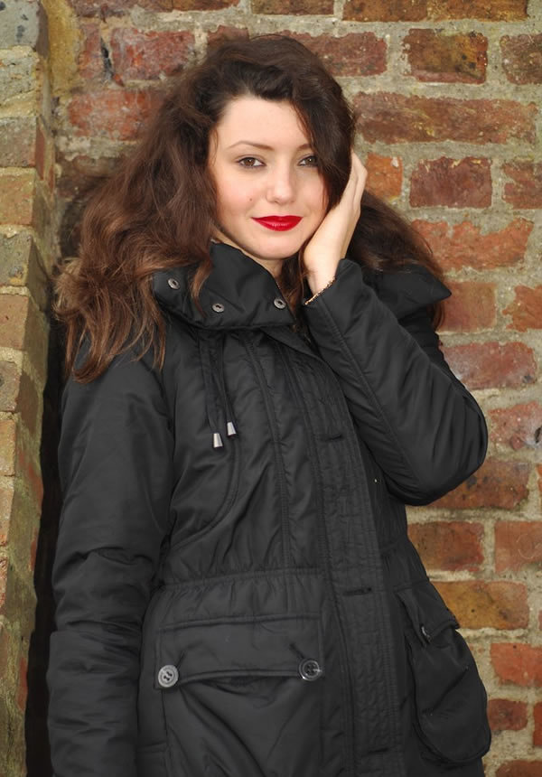 Тина, 24